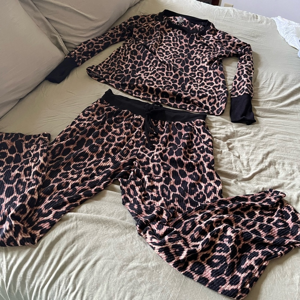 Women’s lounge set size L